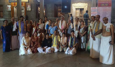 Day 2 · ಕಟೀಲಿನಲ್ಲಿ ಕುಡುಪು ವಲಯದವರ ಬಡಿಸುವ ಸೇವೆ