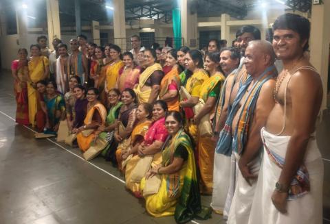 Day 5 · ಕಟೀಲಿನಲ್ಲಿ ಕೈಕಂಬ ಮತ್ತು ದೇರೆಬೈಲ್ ವಲಯ ವಲಯದವರ ಬಡಿಸುವ ಸೇವೆ